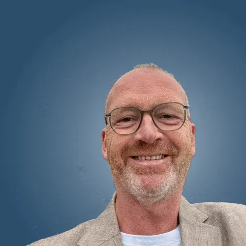 Chris van der Beek | VANDERBEEK Solutions